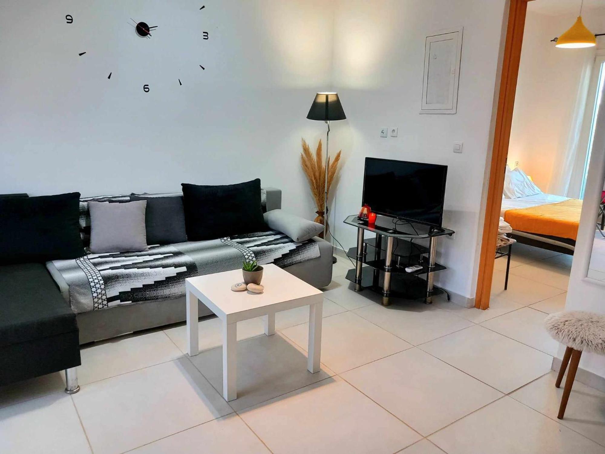 4T Apartments Аргостолион Екстериор снимка