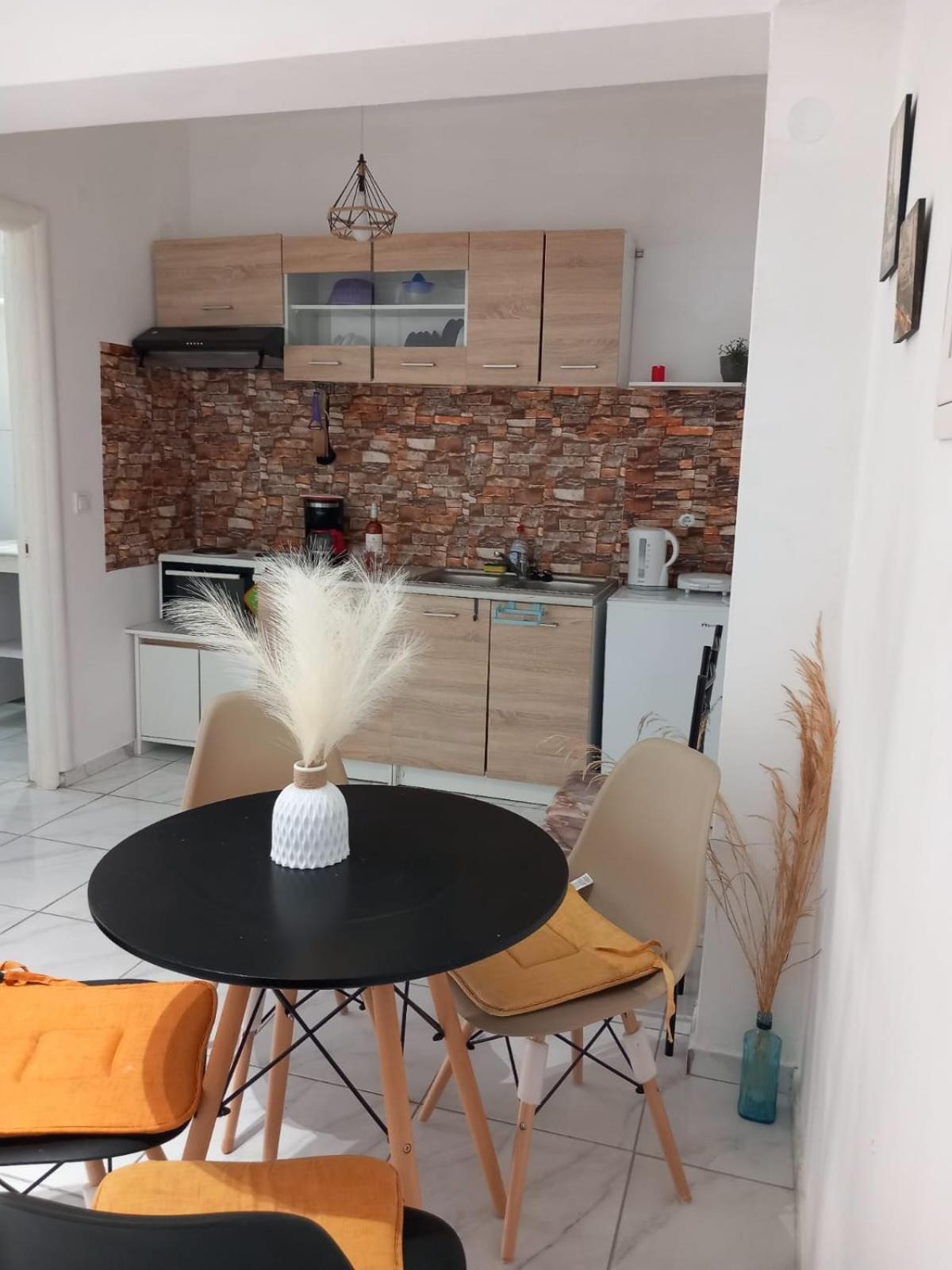4T Apartments Аргостолион Екстериор снимка