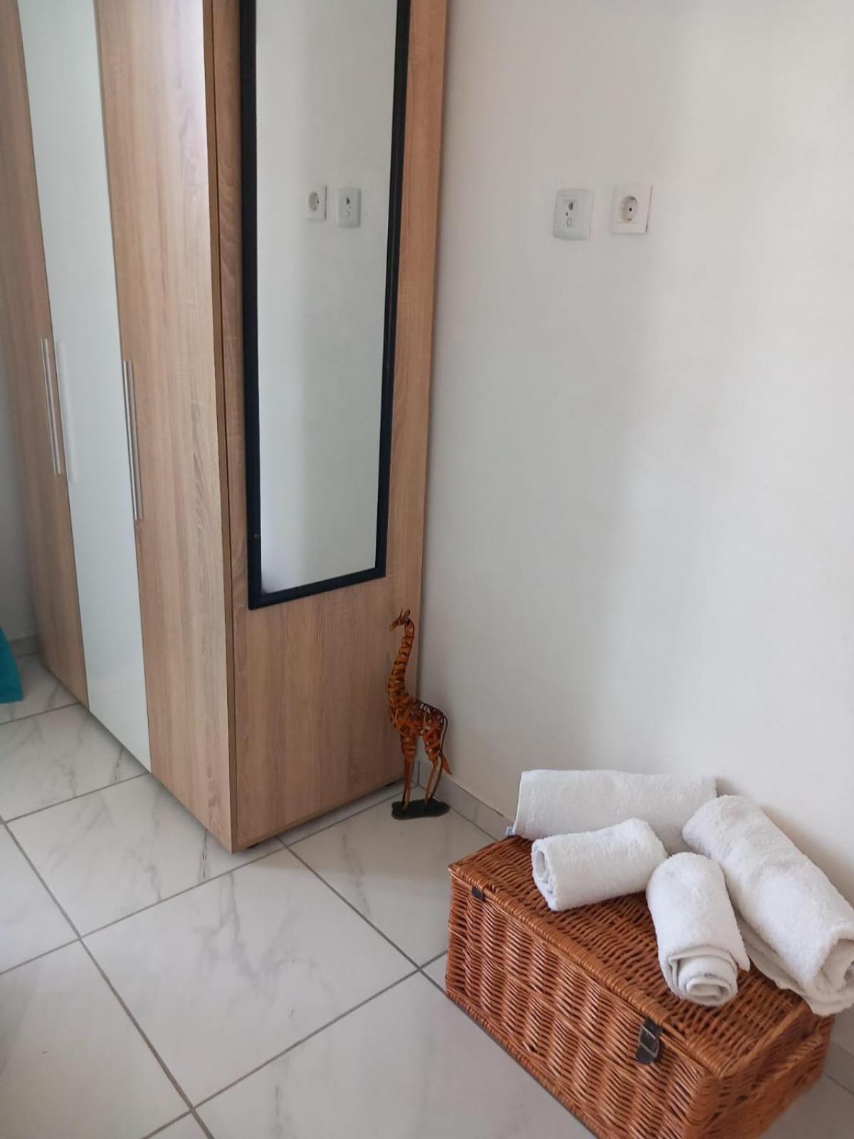 4T Apartments Аргостолион Екстериор снимка